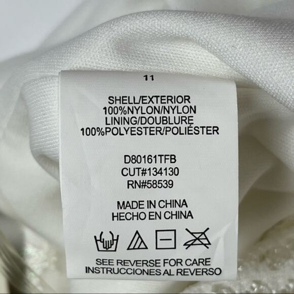 Xtraordinary White Lace Dress NWT Size 11 - Picture 11 of 14